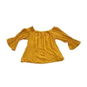 💞3 for $20💞Counterparts Gold Off The Shoulders Top Size L